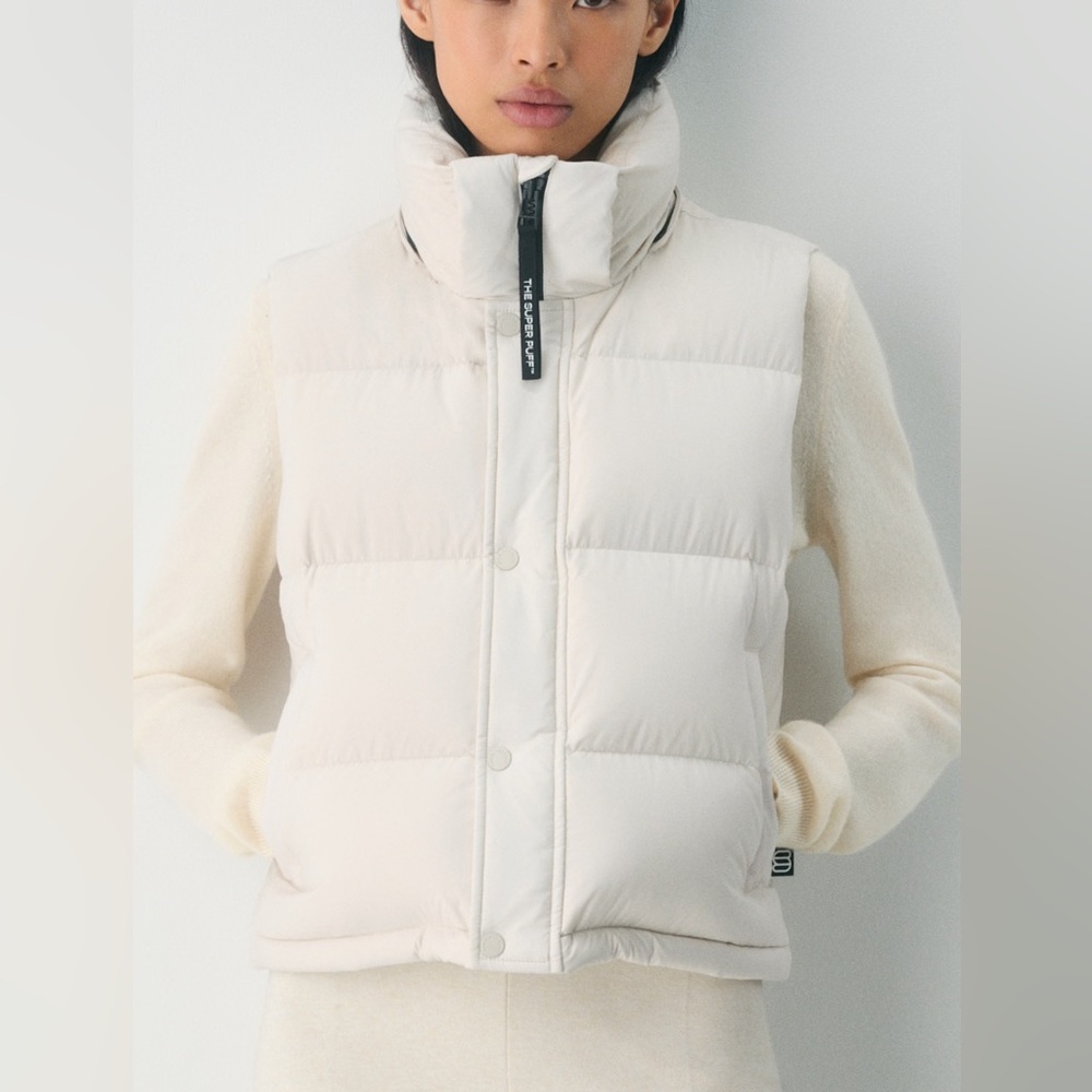 Aritzia Super Puff Shorty Vest